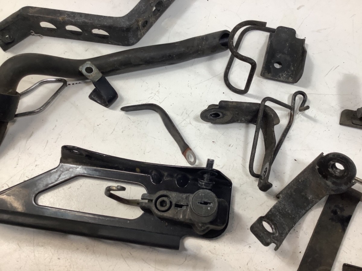 Kawasaki ZX11 Ninja ZX1100 ZX 93-01 Misc Bracket Mount Hose Parts