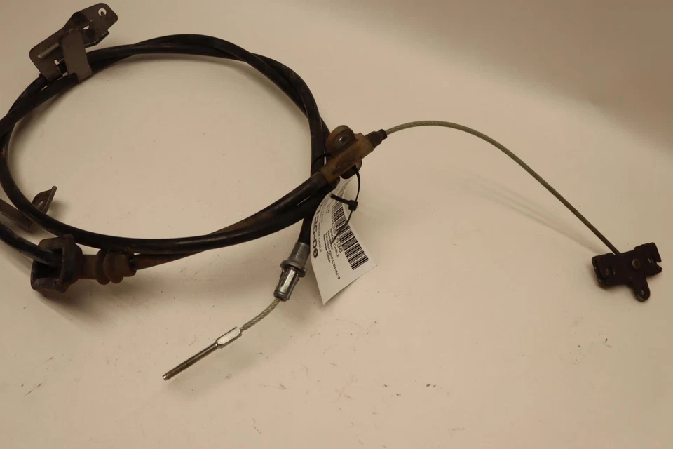 Cable de freno de estacionamiento de emergencia Infiniti QX56 QX80 2011-2013 OEM Foto 2 de 4