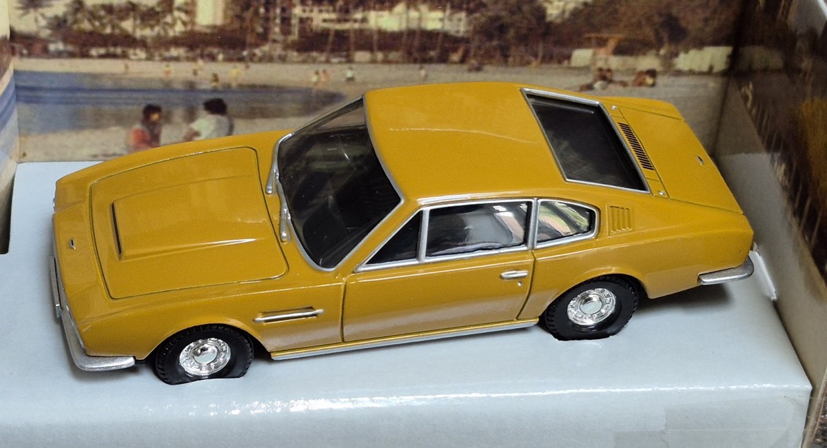 Corgi 1960 Aston Martin The Persuaders DBS Car Model Set