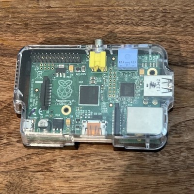 Raspberry Pi 1 Model B with Adafruit Case Mike Doell Design