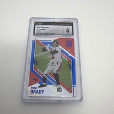 2021 Panini Donruss Elite Status Tom Brady #7 Serial /12 CSG 9 Buccaneers NFL