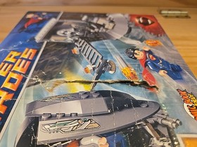 LEGO DC Comics Super Heroes: Superman: Black Zero Escape (76009)