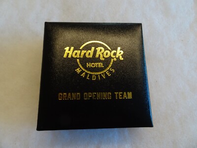 Hard Rock Cafe pin Maldives Hotel Grand Opening STAFF Team Turtle