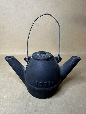 1871 CAST IRON BRADFORD PA. YELLOW DOG DERRICK OIL WELL LANTERN