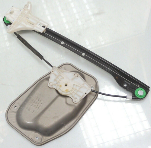 VW GOLF plus / FENSTERHEBER MECHANIK / hinten links / 5M0839461 (UO107)