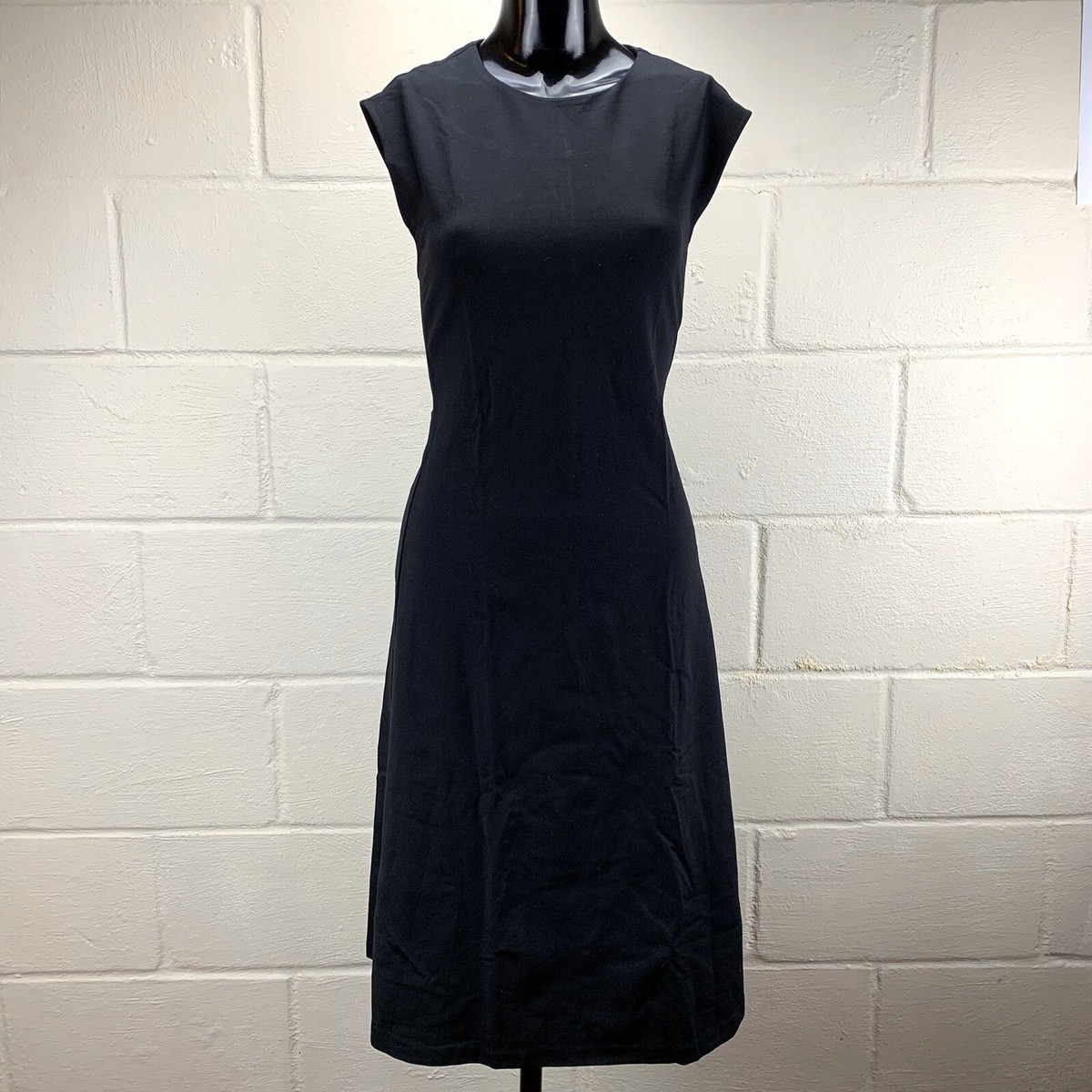 UNIQLO Womens Size Large Ponte Flare Black Sleeveless Knit Dress