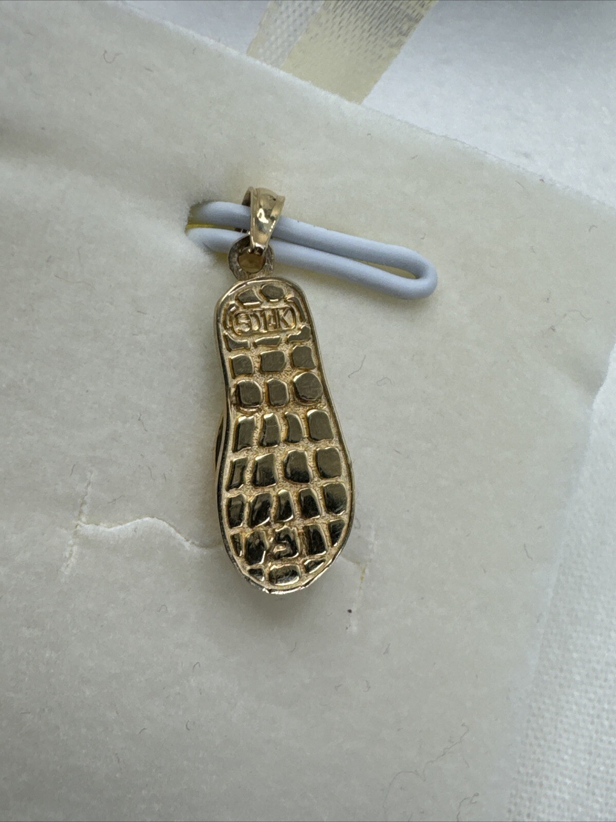 14K Yellow Gold Shell Blue Polka Dot Hawaiian Fli… - image 4