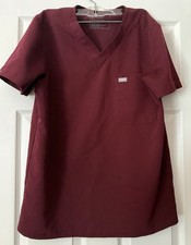 FIGS Technical Collection Red Scrub Top M Polyester Rayon Spandex FW1000
