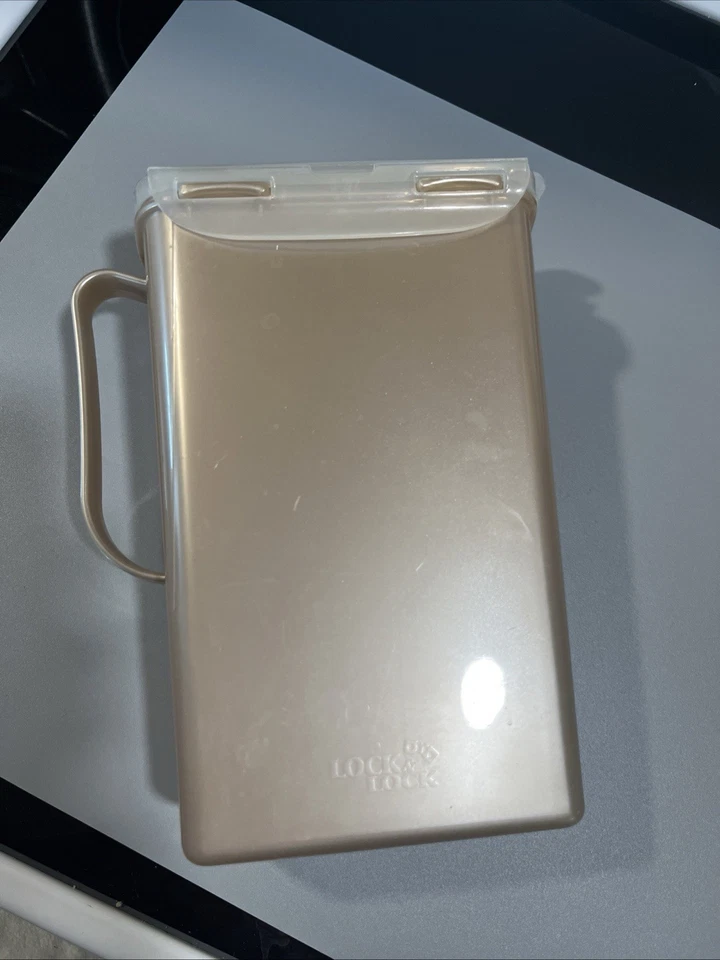 "Jarra de agua potable Lock & Lock de 2,1 cuartos de galón 9" X 5 X 3""" Foto 3 de 4