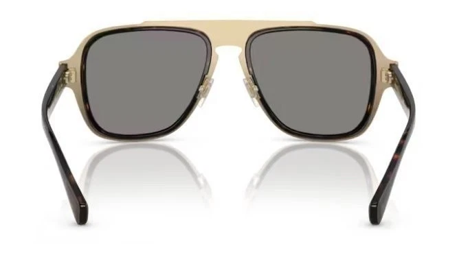 范思哲男式玳瑁/金色太阳眼镜 0VE2199 12524T 56毫米 — 第 4/4 张图片