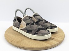 Olukai Pehuea Shoes Womans 7 Camo Slip On Sneakers Camouflage