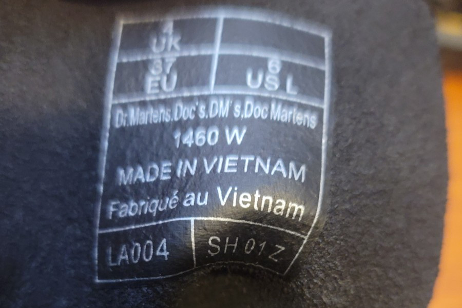 NEW Women's Doc Martens US 6 Butterfly Pattern Sinclair Designer Combat Boots thumbnail 6