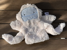 Slumberkins Yeti Snuggler White Plush Blue Face Stuffed Animal No Book 14" Used
