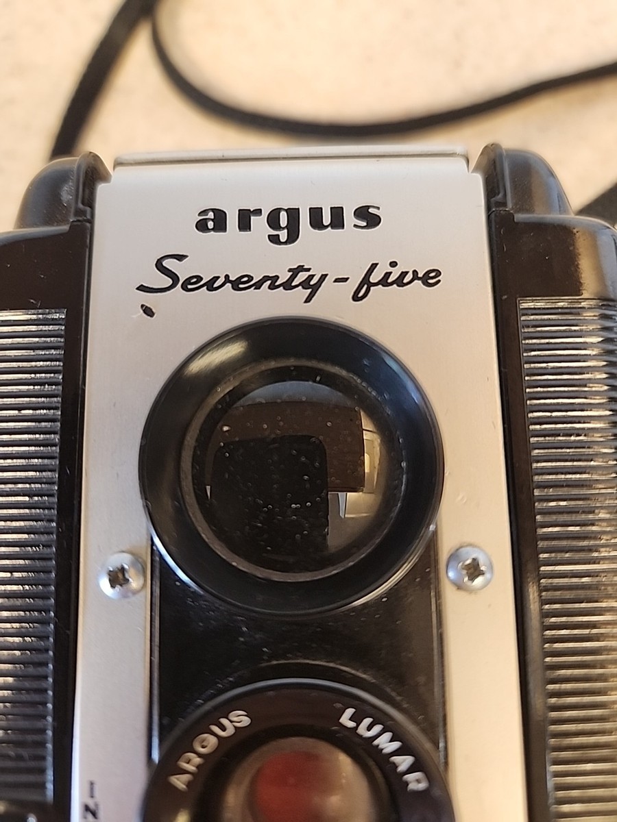 Vintage Argus Argoflex Seventy-five 75 Box Camera and Case TLR