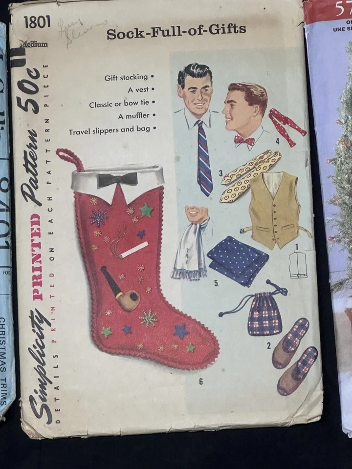 Patrones de tela navideña vintage - 7 en conjunto, McCalls, simplicidad, etc. & 2 extras Foto 4 de 4