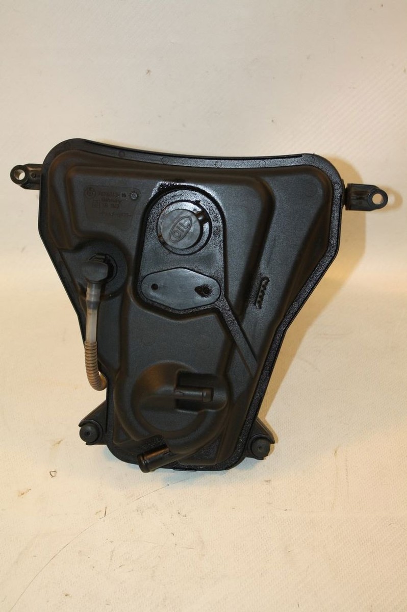 BMW K1200S K1200 06 Engine Motor Oil Bag Can Bottle Dry Sump Tank