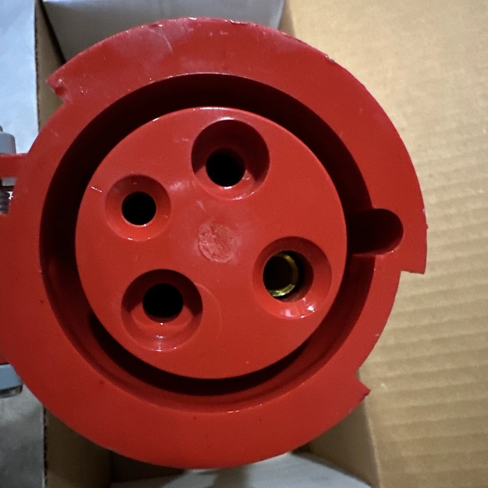 ⚡️Cooper Arrow Hart AH360C7W Connector 60A 480V 2P 3 Wire Pin & Sleeve Plug⚡️ - Image 4 of 4