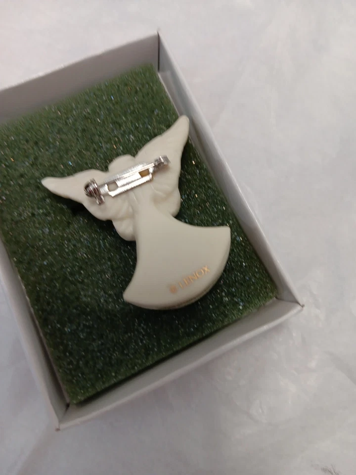 Broche vintage Lenox porcelana fina anjo com estrela dourada na caixa com papelada. - Imagem 3 de 3