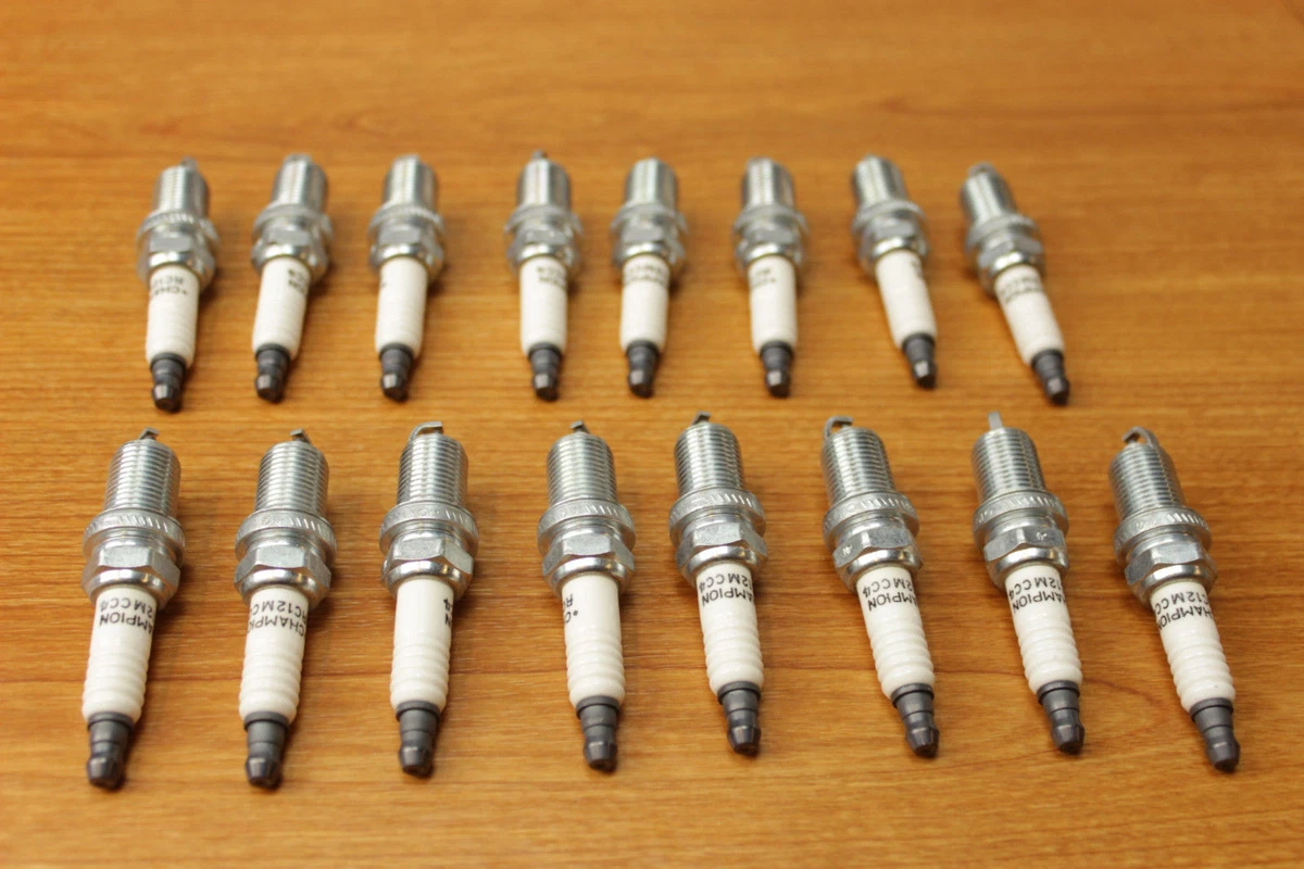 Chrysler Jeep Dodge Ram 5.7L HEMI Engine Spark Plugs Mopar OEM 68303913AA x16