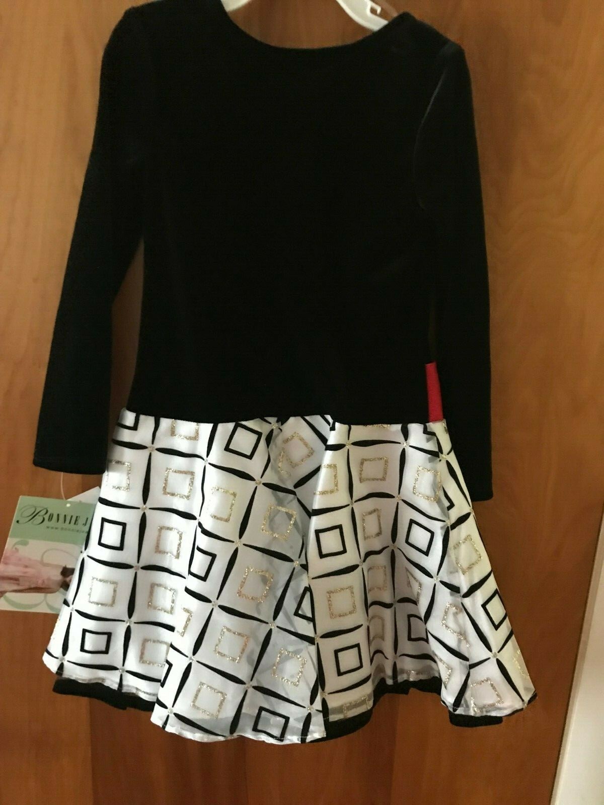 Picture 4 of 4