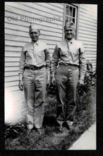 2 HAPPY HANDSOME WW2 ERA SOLDIERS IN DRESS UNIFORMS OLD/VINTAGE PHOTO- D653