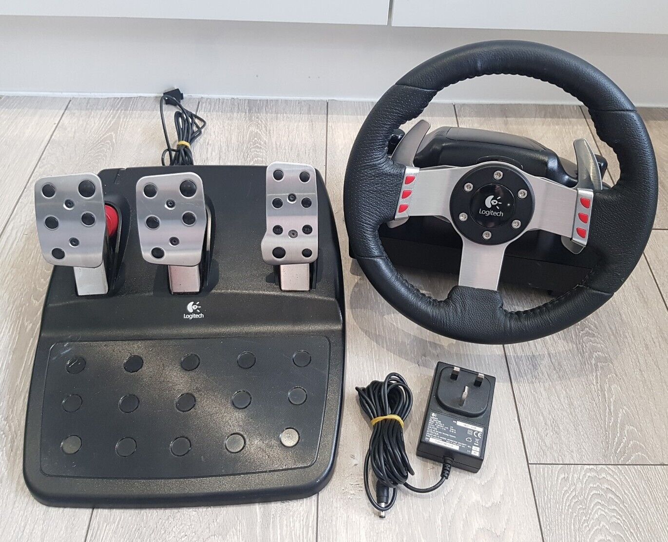 Logitech G27 Racing Steering Wheel & Pedals for PS3/PC etc (No Stick Shift)