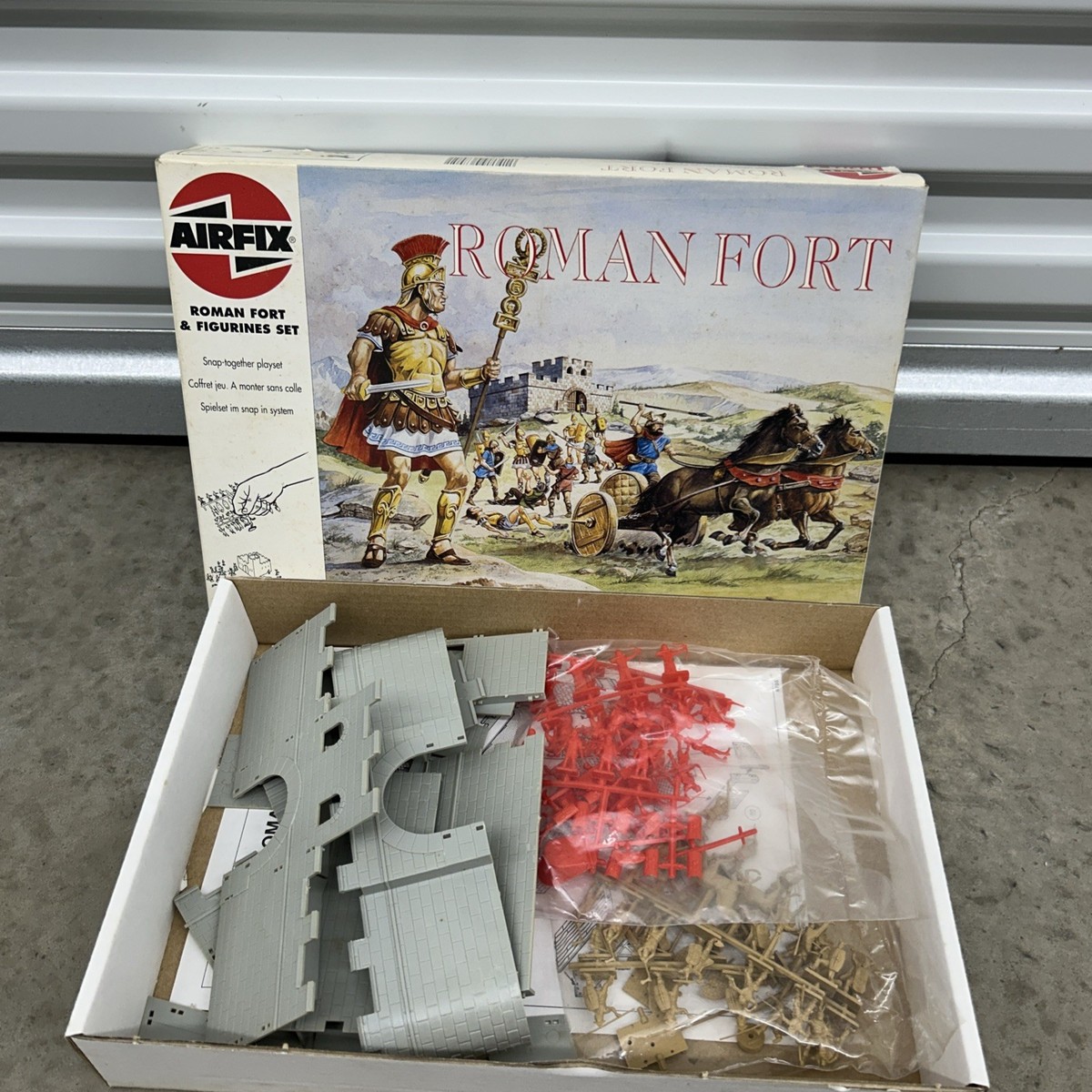 Vintage Airfix Roman Fort & Figurines Set series 6 06705 Snap