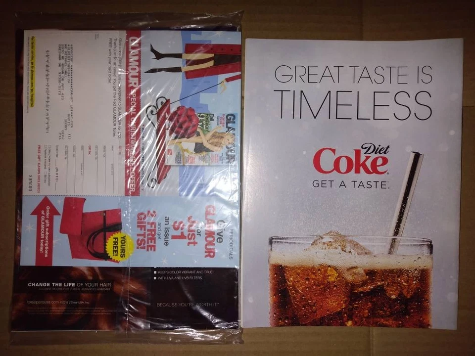 Lot of 2 - Entertainment Weekly / GLAMOUR Magazine - LADY GAGA - 2013 / 2015 - Image 2 of 2