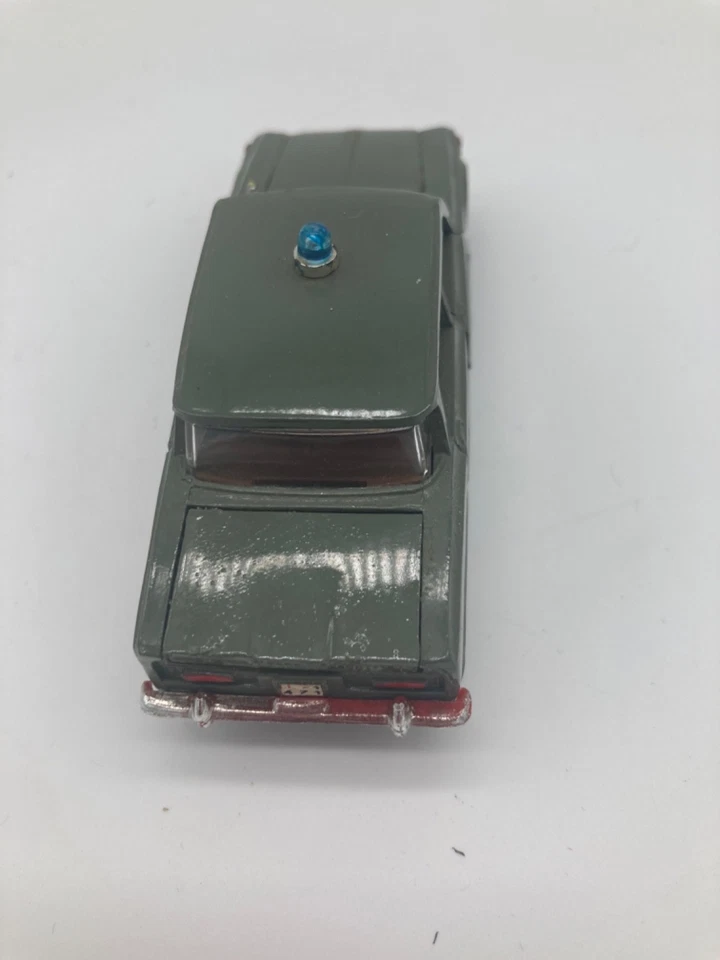  Politoys-M 531 Alfa Roméo Giulia police très bon état  - Photo 4/4