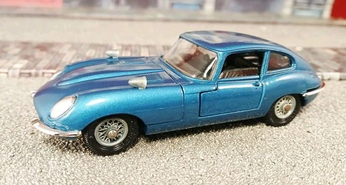 Vintage 1960's Corgi 1:43 Jaguar 'E Type 2+2 Blue mint Unplayed With Gt. Britain