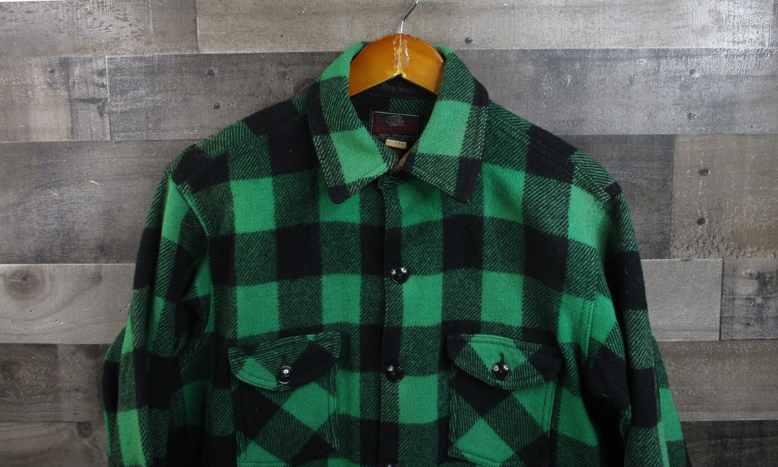 Vintage Johnson Woollen Mills Flannel Shirt Mens Large Green Buffalo Plaid 80s