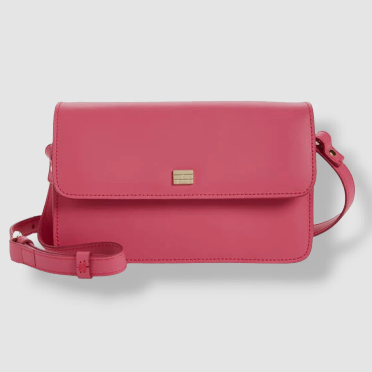 Le signature mini leather crossbody bag Clearance