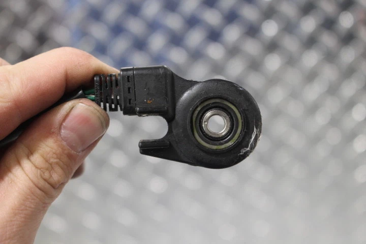 Honda CB900F 919 2002 soporte soporte lateral sensor Foto 2 de 4