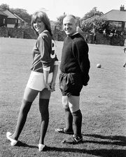 Cilla Black / Bill Shankly Liverpool 10" x 8" Photograph no 38