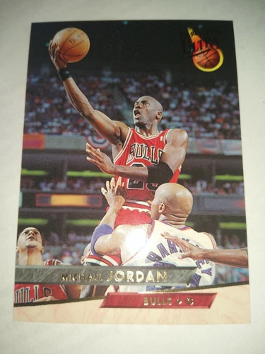MICHAEL JORDAN 1993 ULTRA #30 CHICAGO BULLS