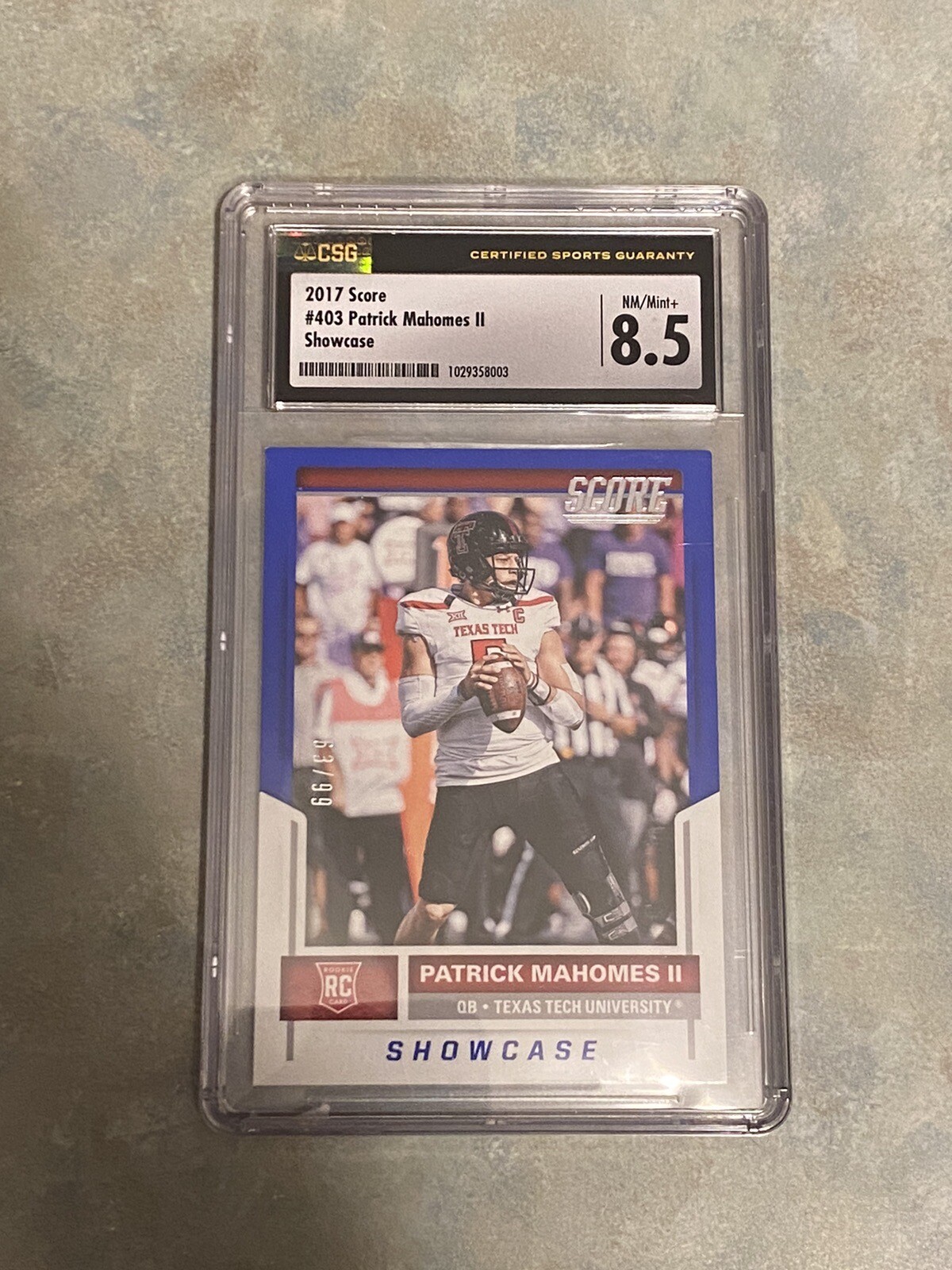 2017 Panini Score Patrick Mahomes BLUE SHOWCASE # /99 Rookie Card No. 403 RARE