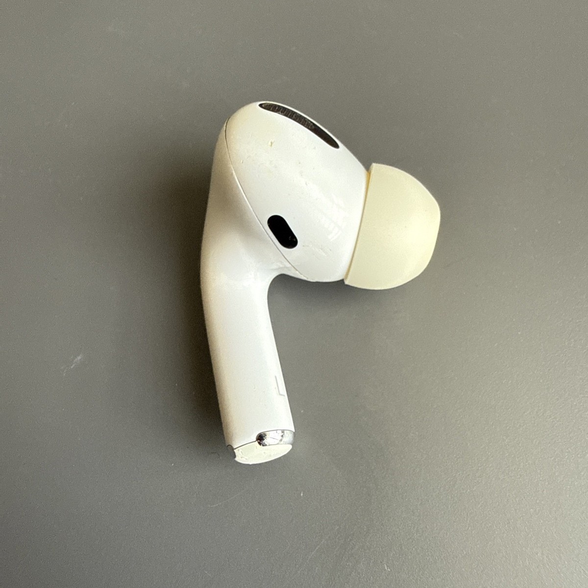 Apple AirPods Pro 1st Gen A2084 with Charging Case Tested Working