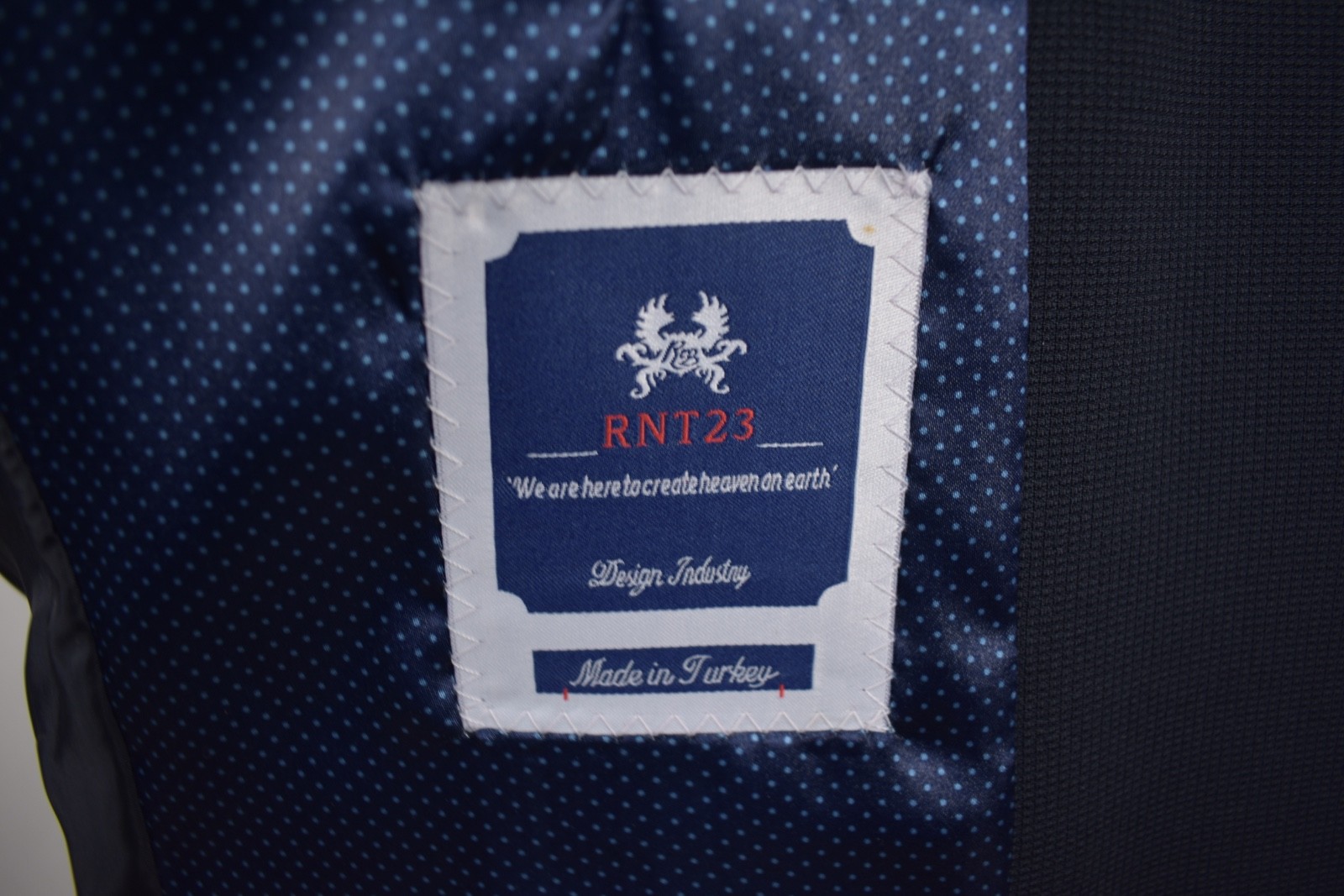 Ron Tomson RNT23 Solid Black Polyester Full Zip S… - image 7