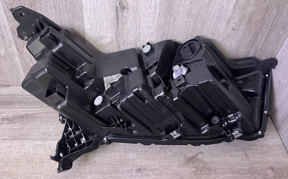 FARO HONDA PILOTO 2023-2025 LADO DEL CONDUCTOR LH OEM Foto 3 de 4