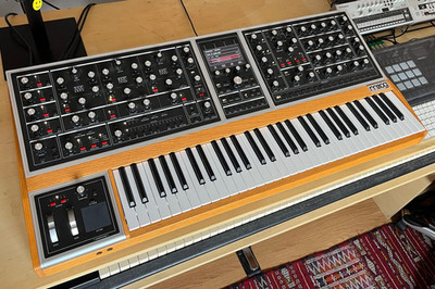 Moog One 16-Voice Polyphonic Analog Synth Black/Ash w/ Original Box