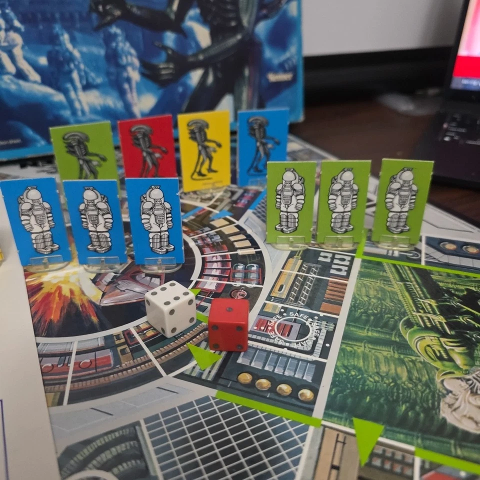 Kenner 1979 Vintage Alien Board Game Complete Set - Image 3 of 4