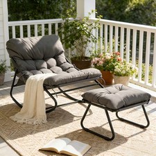 Outdoor Schaukelstuhl mit Ottomane, bequem gepolsterter Metallsessel