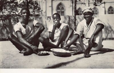 MOÇAMBIQUE Mozambique - Banquete indígena - Indigenous banquet - Ed. / Publ. Lib