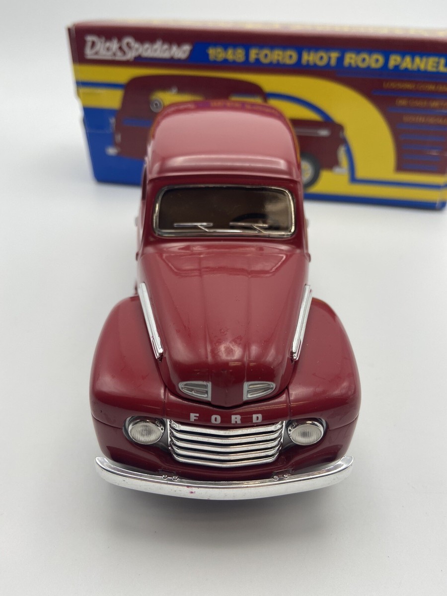 Eastwood Automobilia Dick Spadaro 1948 Ford Hot Rod Panel Locking