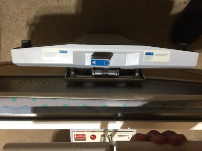 Elna Press 3000,CS 39 N laundry press, twin boards Made-in-Germany