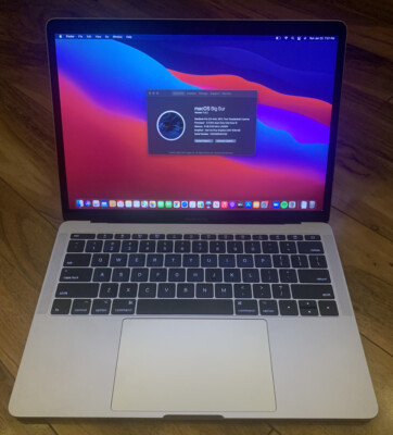MacBook Pro (13-inch, 2017, Two Thunderbolt 3 ports 2.3 GHz Dual