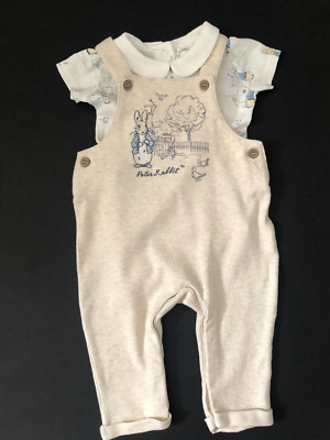 Baby Jungen Peter Rabbit beige Latzhose Set 6/9 Monate
