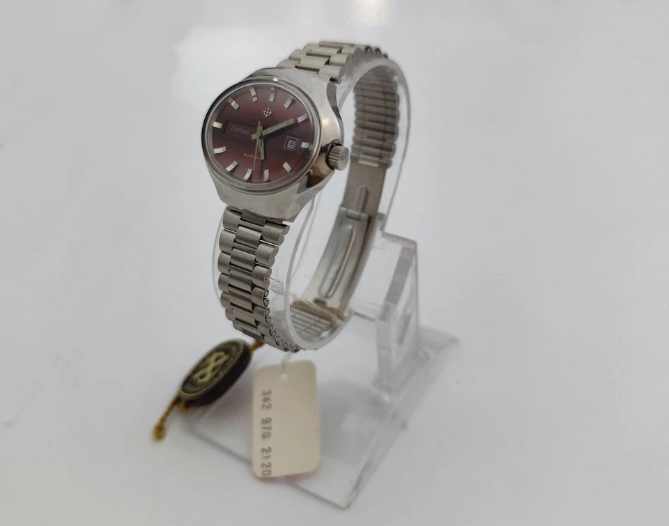 Zodiac NOS ZODIAC Date Ref 342 970 2120 Oval Stainless Steel Ladies Watch SALE - Image 3 of 4