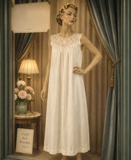 Vintage Barbizon Butter Yellow Lace Yoke Nightgown  1950s 1960s Satin De Luxe