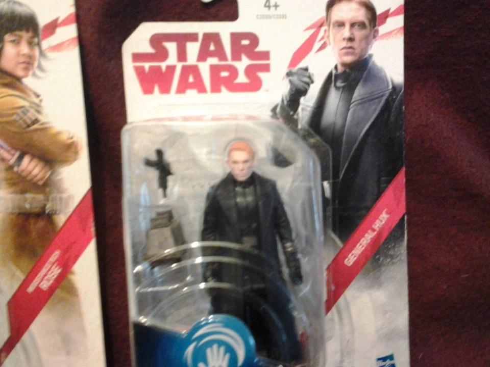 Five Star Wars Force Link Figures 3.5 in tall mint on card + 1 The force awakens - Image 4 of 4